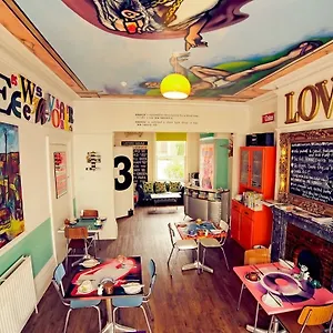 Snooze 4* Brighton